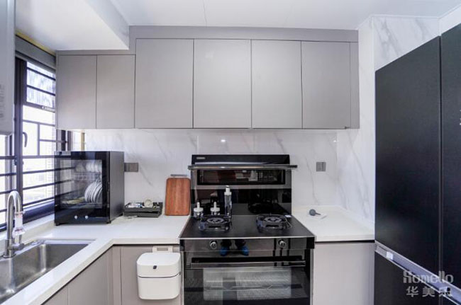 108㎡實(shí)用型現(xiàn)代三居，寬敞布局外加暖色系軟裝，享受舒適生活